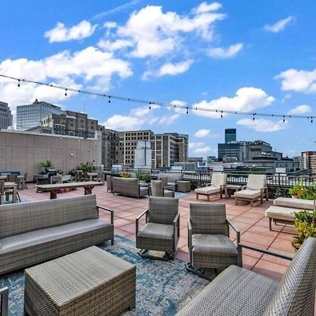 Appartamento 2Br Unit In The Heart Of Dt On Playhouse Square, With Pool And Gym Access-1106 Cleveland Esterno foto