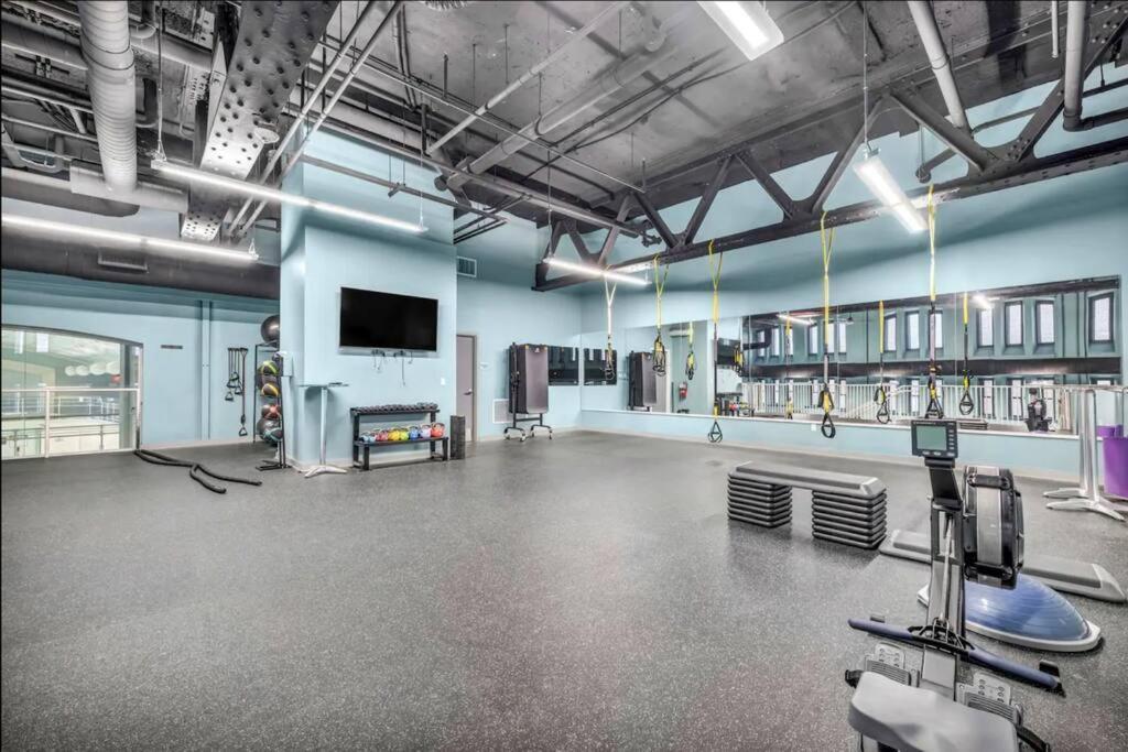 Appartamento 2Br Unit In The Heart Of Dt On Playhouse Square, With Pool And Gym Access-1106 Cleveland Esterno foto